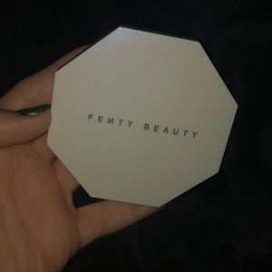 Fenty Beauty Killawatt Freestyle Highlighter Duo